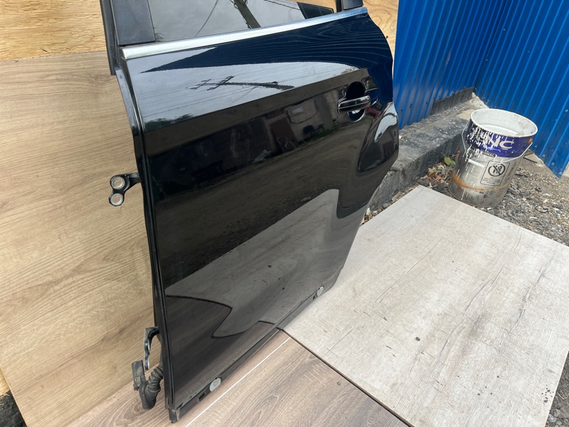 Дверь боковая, 15000 рублей, Молоково