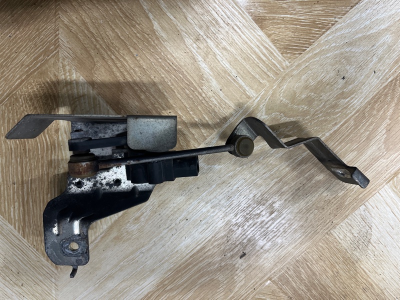 Датчик высоты дорожного просвета, 4500 рублей, Молоково