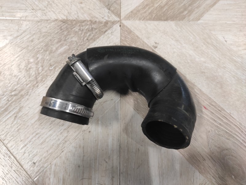 Патрубок системы охлаждения, 500 рублей, Молоково