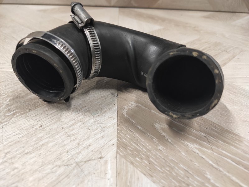 Патрубок системы охлаждения, 500 рублей, Молоково