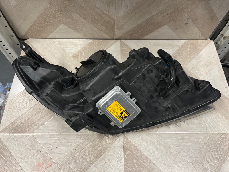 Фара ксеноновая, 17000 рублей, Молоково