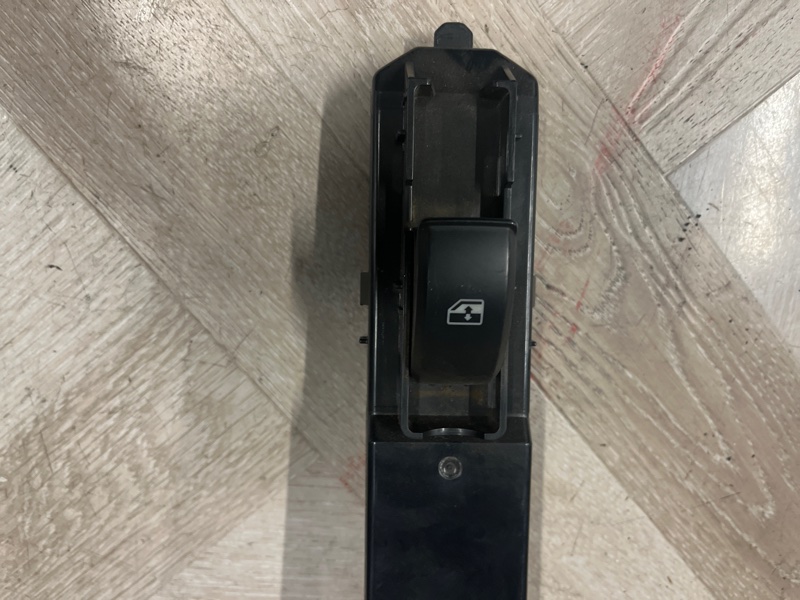 Блок управления стеклоподъемниками, 1500 рублей, Молоково