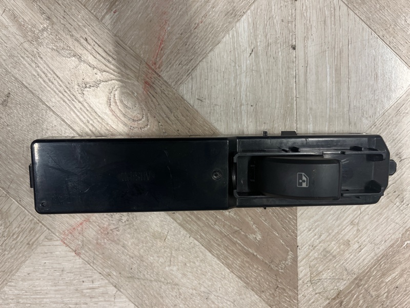 Блок управления стеклоподъемниками, 1500 рублей, Молоково