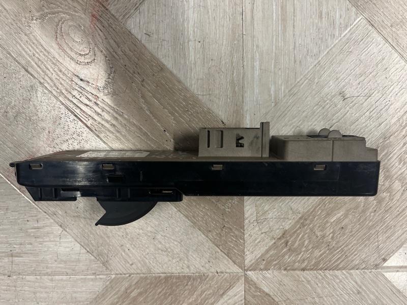 Блок управления стеклоподъемниками, 1500 рублей, Молоково