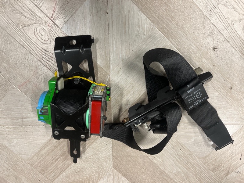 Ремень безопасности, 2500 рублей, Молоково