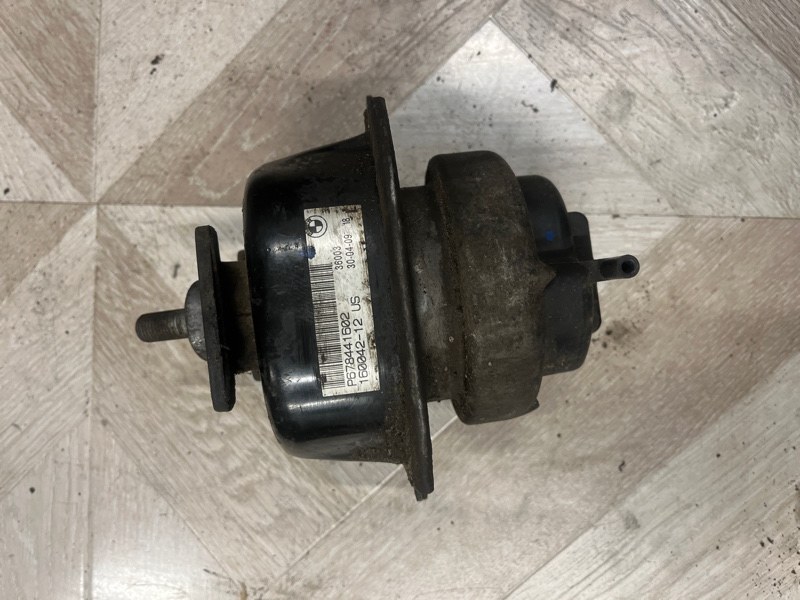 Подушка двигателя, 2000 рублей, Молоково