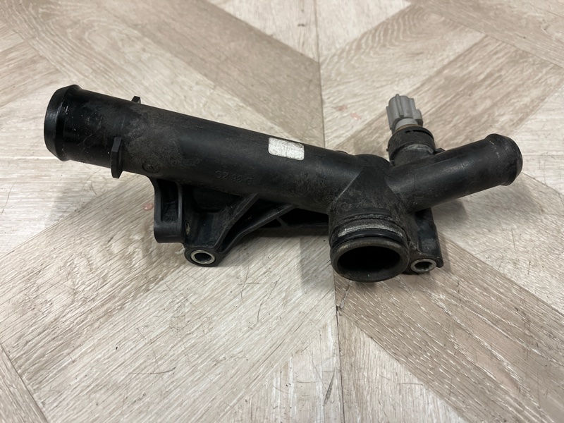 Тройник системы охлаждения, 5000 рублей, Молоково