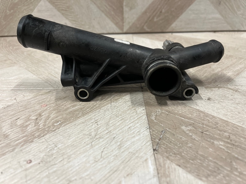 Тройник системы охлаждения, 5000 рублей, Молоково