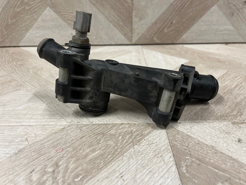 Тройник системы охлаждения, 5000 рублей, Молоково