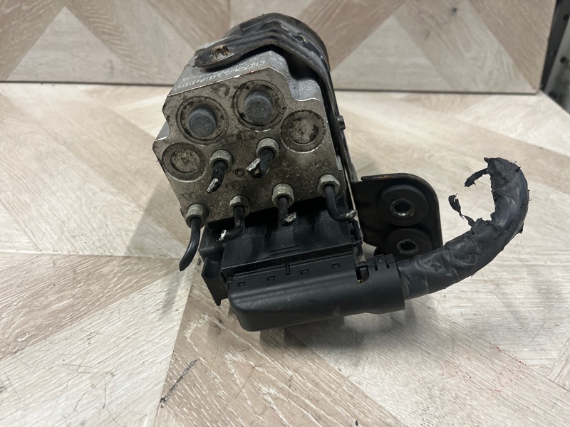 Блок ABS, 8000 рублей, Молоково