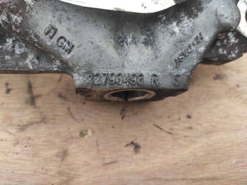 Кулак поворотный, 3000 рублей, Молоково