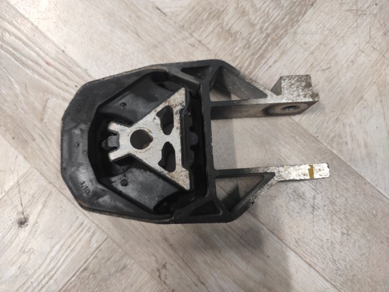 Подушка двигателя, 2000 рублей, Молоково