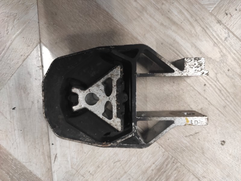 Подушка двигателя, 2000 рублей, Молоково