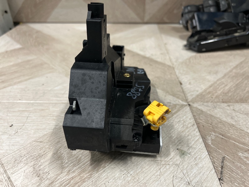 Замок боковой двери, 4000 рублей, Молоково