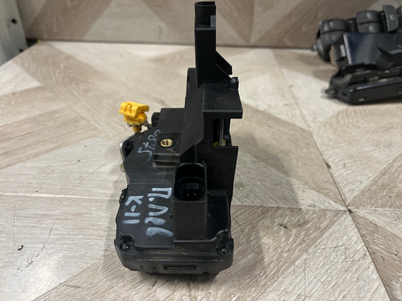 Замок боковой двери, 4000 рублей, Молоково