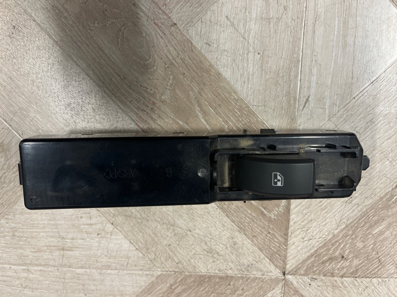 Блок управления стеклоподъемниками, 1500 рублей, Молоково