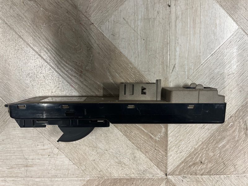 Блок управления стеклоподъемниками, 1500 рублей, Молоково