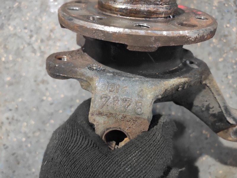 Кулак поворотный, 2500 рублей, Молоково