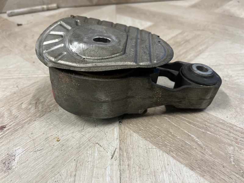 Подушка двигателя, 3500 рублей, Молоково