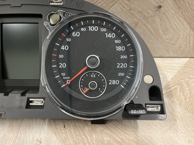 Панель приборов, 6500 рублей, Молоково