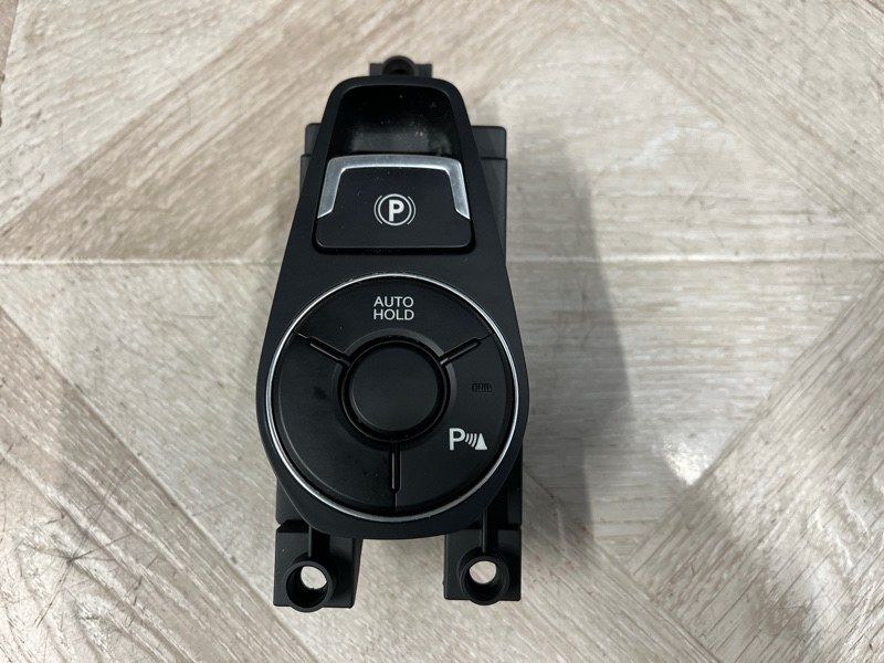 Кнопка стояночного тормоза, 2500 рублей, Молоково