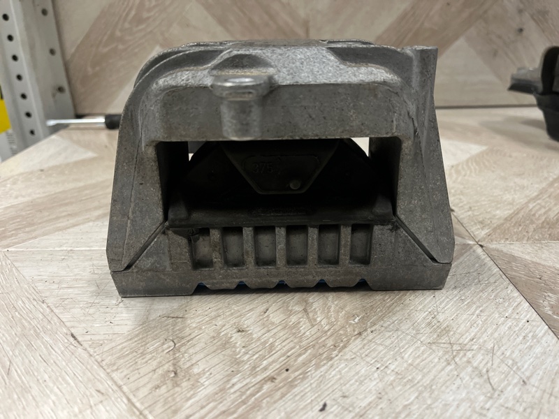 Подушка двигателя, 3000 рублей, Молоково