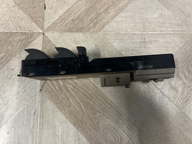 Блок управления стеклоподъемниками, 3500 рублей, Молоково