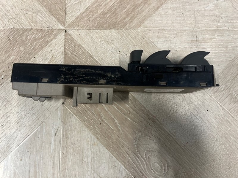 Блок управления стеклоподъемниками, 3500 рублей, Молоково