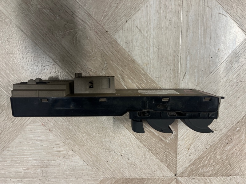 Блок управления стеклоподъемниками, 3500 рублей, Молоково