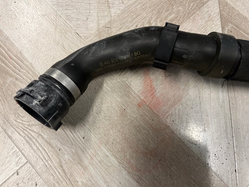 Патрубок радиатора, 2000 рублей, Молоково