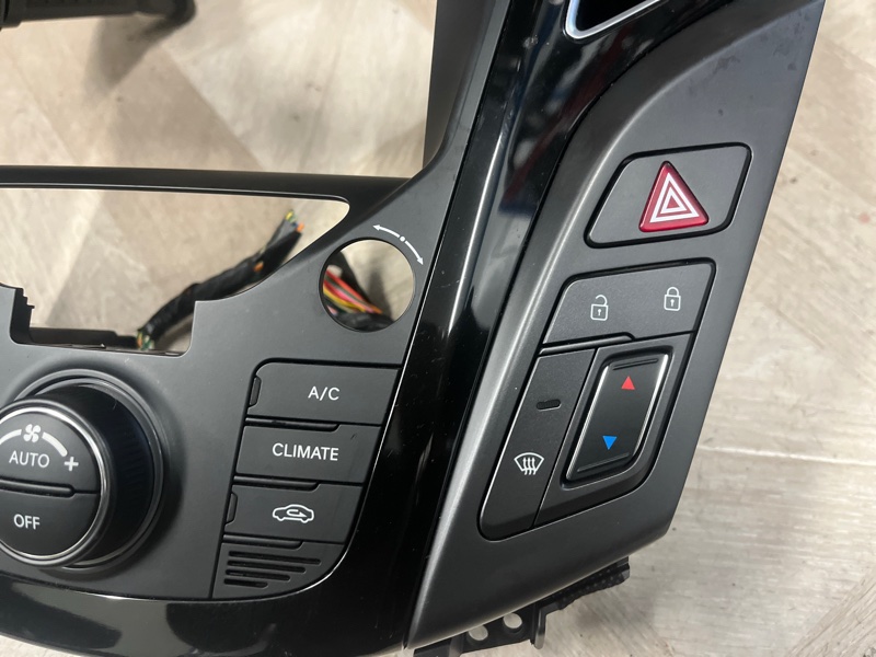 Блок управления климат-контролем, 10000 рублей, Молоково