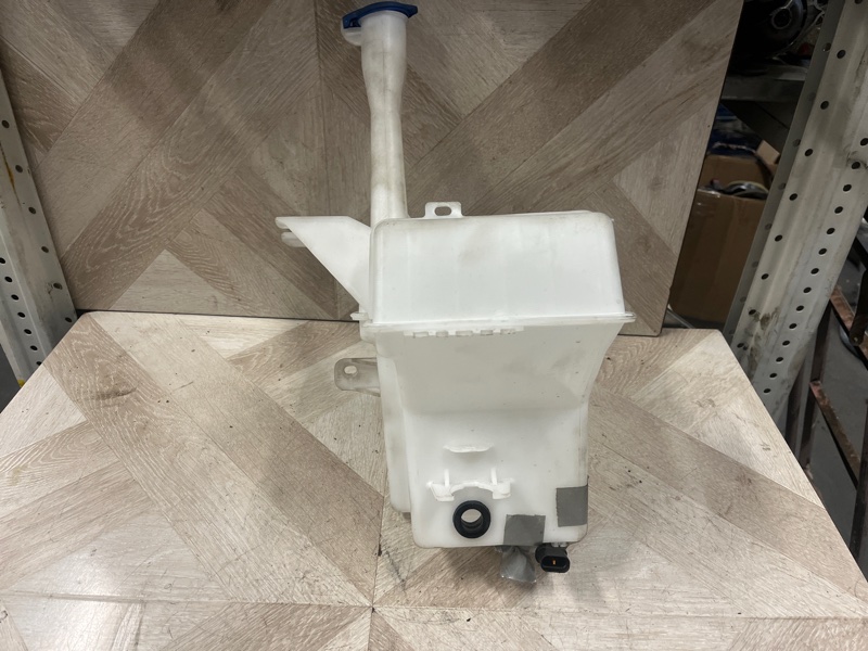 Бачок стеклоомывателя, 5000 рублей, Молоково