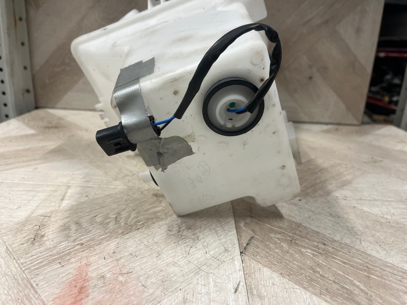 Бачок стеклоомывателя, 5000 рублей, Молоково