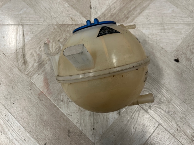 Бачок расширительный, 1000 рублей, Молоково