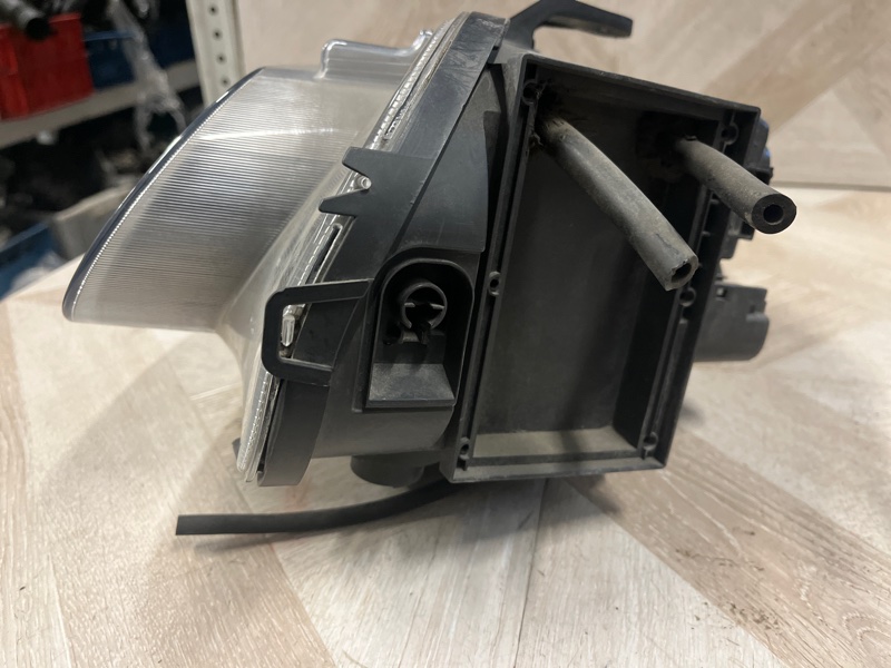 Фара галогеновая, 9000 рублей, Молоково