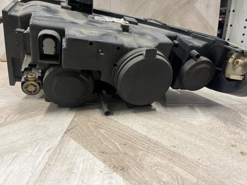 Фара галогеновая, 9000 рублей, Молоково