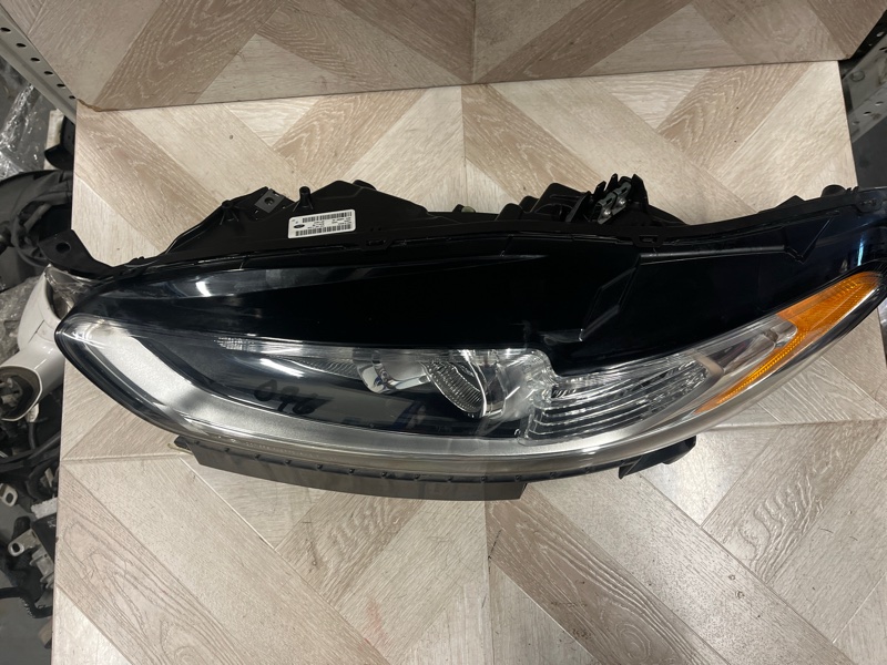 Фара галогеновая, 30000 рублей, Молоково