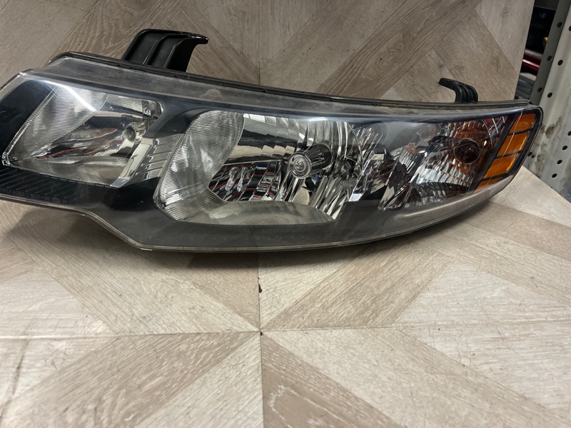 Фара галогеновая, 8500 рублей, Молоково