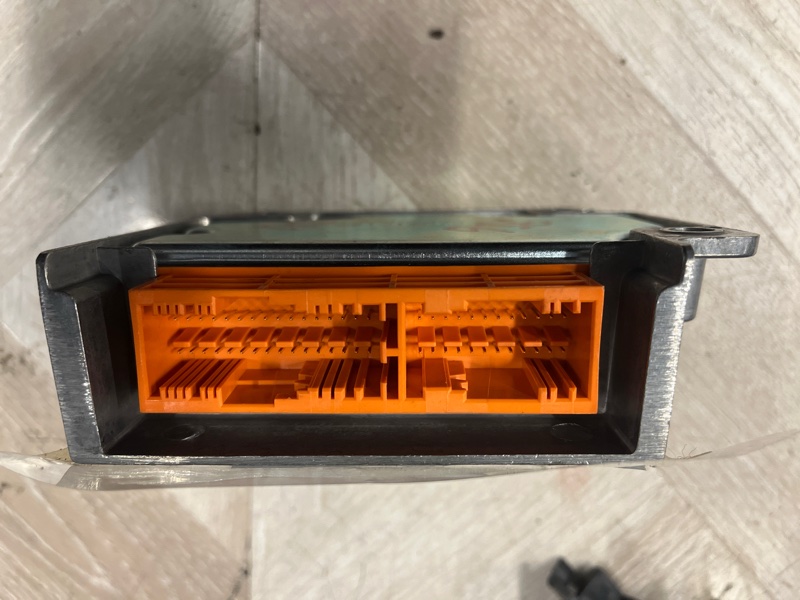 Блок управления SRS, 2000 рублей, Молоково