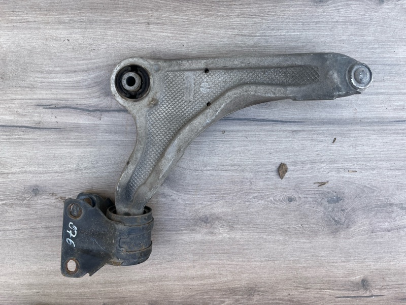 Рычаг подвески нижний, 5000 рублей, Молоково