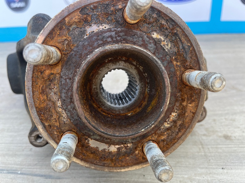 Кулак поворотный, 4500 рублей, Молоково