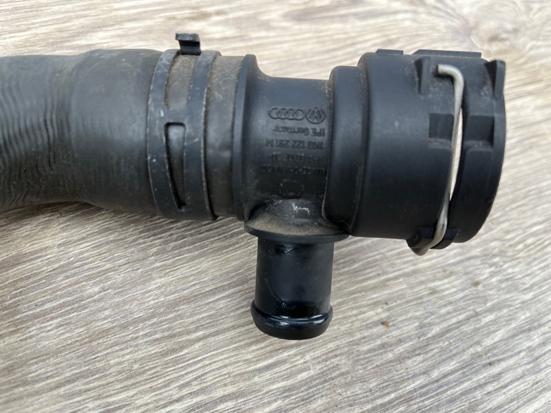 Тройник системы охлаждения, 4100 рублей, Молоково