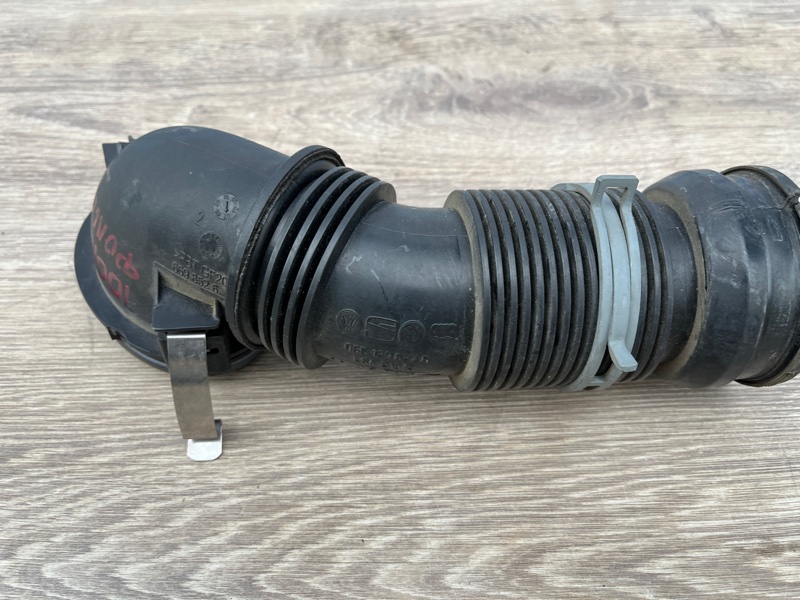 Патрубок воздушного фильтра, 1900 рублей, Молоково