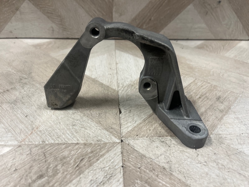 Кронштейн редуктора, 4000 рублей, Молоково