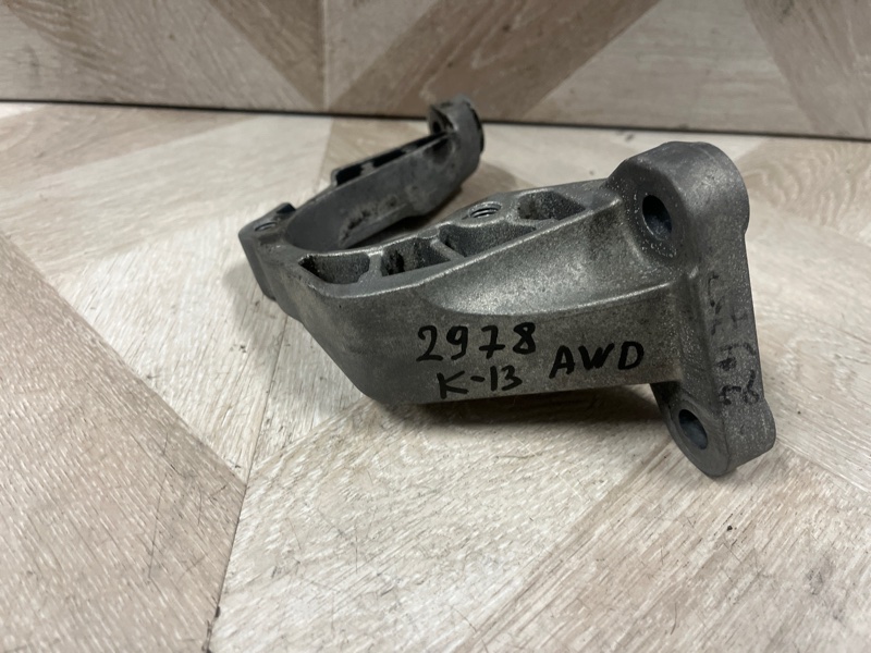 Кронштейн редуктора, 4000 рублей, Молоково