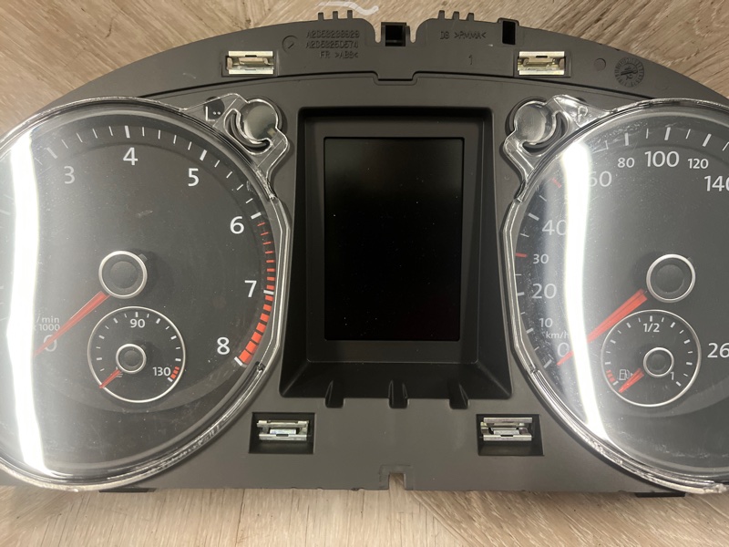 Панель приборов, 6000 рублей, Молоково