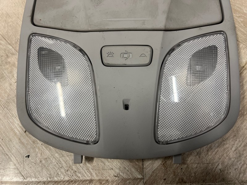 Плафон подсветки салона, 2500 рублей, Молоково