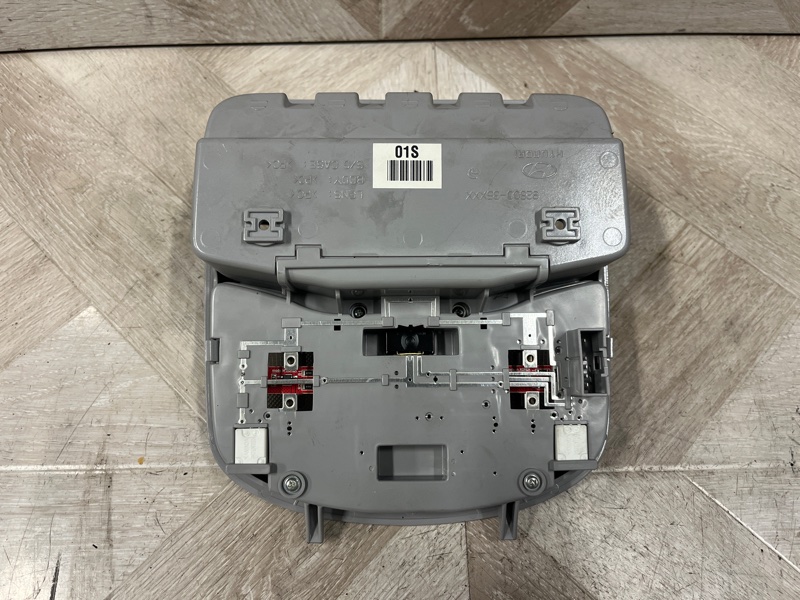 Плафон подсветки салона, 2500 рублей, Молоково