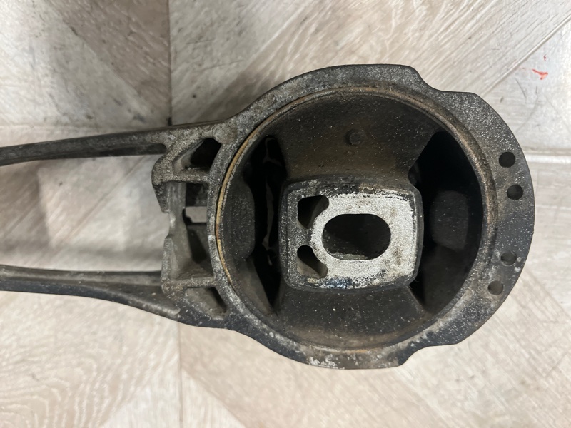 Подушка двигателя, 5000 рублей, Молоково