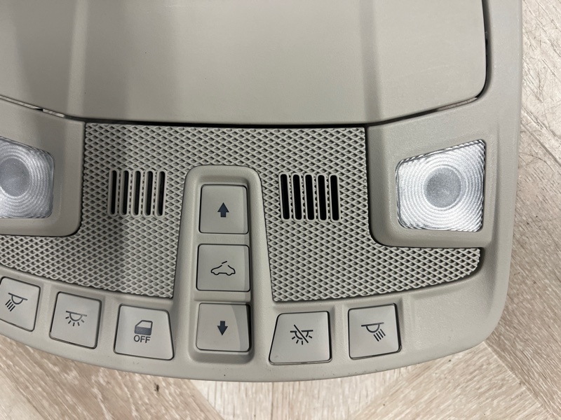 Плафон подсветки салона, 9500 рублей, Молоково